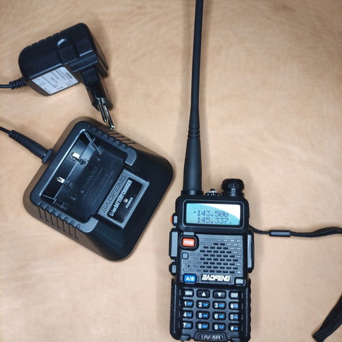 VHF Baofeng dual-band 5 watt radio new, unused