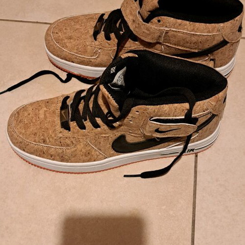 Nike Air Force 1 Mid like new, beige athletic shoes size 39