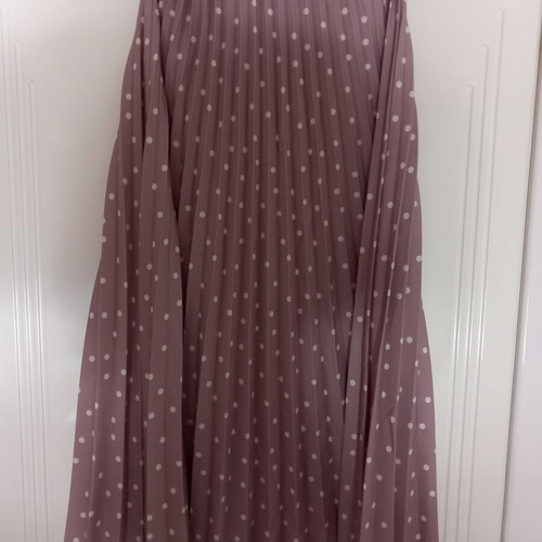 Pleated skirt new, size S/M, beige and pink