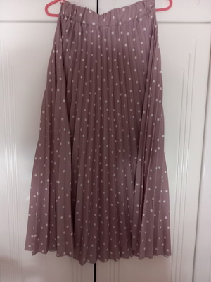 Pleated skirt new, size S/M, beige and pink