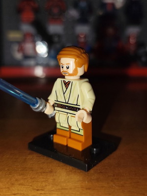 Obi-Wan Kenobi Jedi Robes Lego minifigure