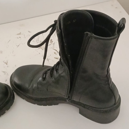 Women's boot type army used, size 37, black