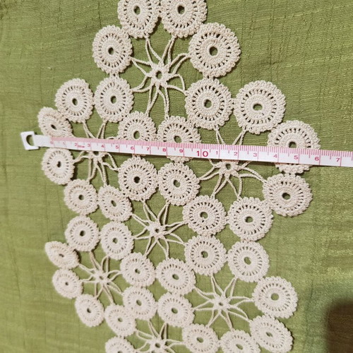 Crochet square placemat like new