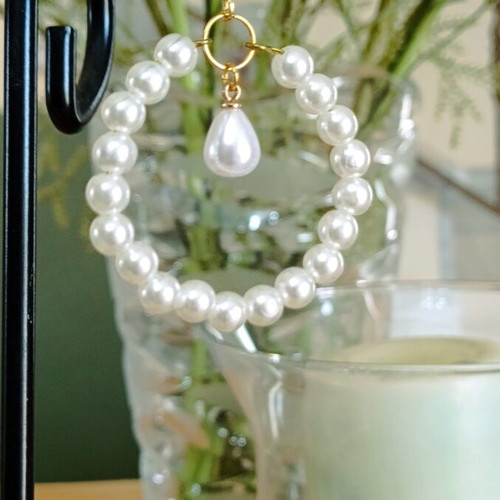 Handmade earrings with white pearl beads new
