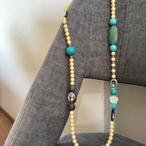 Necklace with semiprecious stones by Titi Jewels like new, beige and turquoise