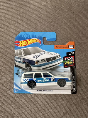 Hot Wheels Volvo 850 Estate mainline Race Day car