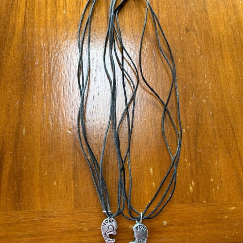 Set of 2 necklaces with split heart «I love you» like new