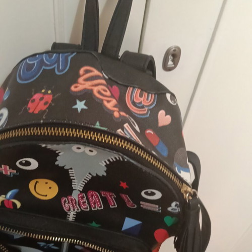 Backpack like new, colorful design