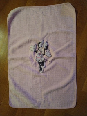 Minny cuddle blanket 55x80cm like new