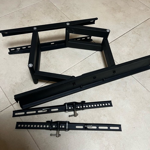 Wall TV mount like new, extendable up to 75''