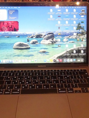 MacBook Air 2020 Apple Silicon M1 8GB RAM 256GB SSD like new