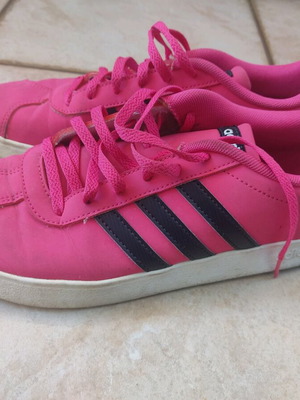 Adidas pink sneakers used, size 39, athletic style