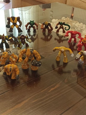 Gormiti Earth Tribe Light Forrest Volcano Figures set used