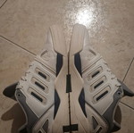 Παπούτσια Adidas αθλητικά νούμερο 43 1/3 ελαφρώς χρησιμοποιημένα, άσπρα
