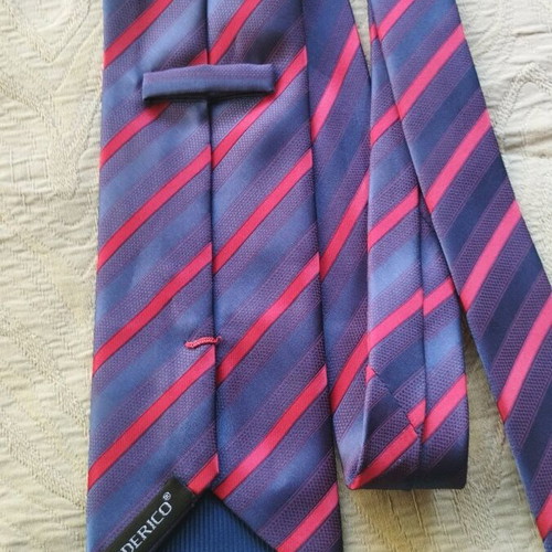 Federico tie 100% handmade embossed weave, like new, blue and purple