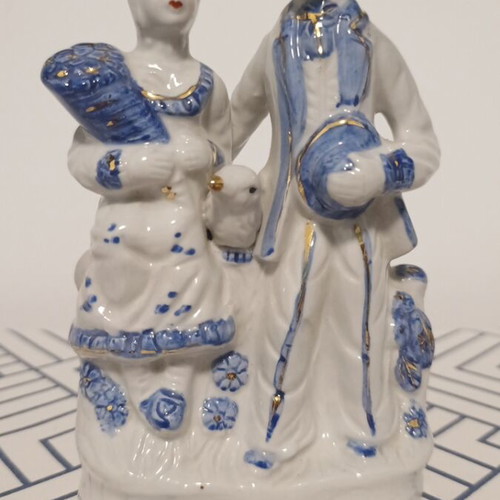 Vintage porcelain figurines blue-white European style like new