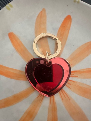 Jimmy Choo keychain heart-shaped red-gold new
