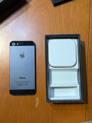 iPhone 5 replica used with box, display phone