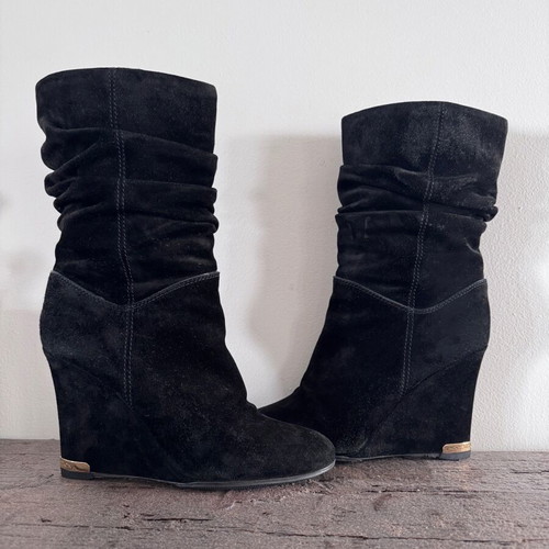 Louis Vuitton black platform boots like new, size 37