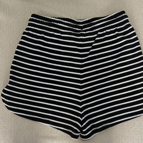 H&M shorts striped like new, size S 36 8, black and white
