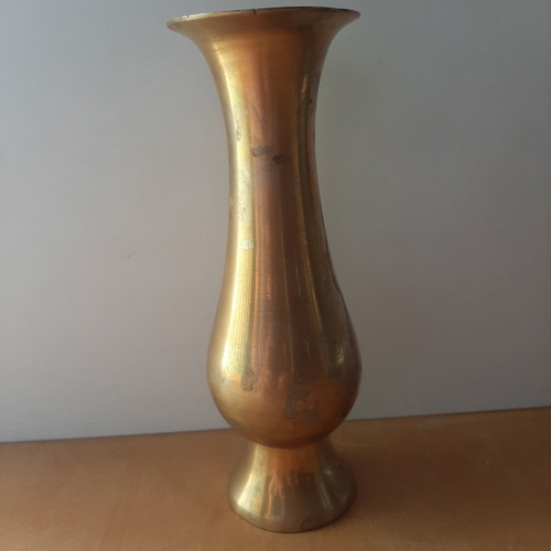Vintage brass vase 20cm used with simple design
