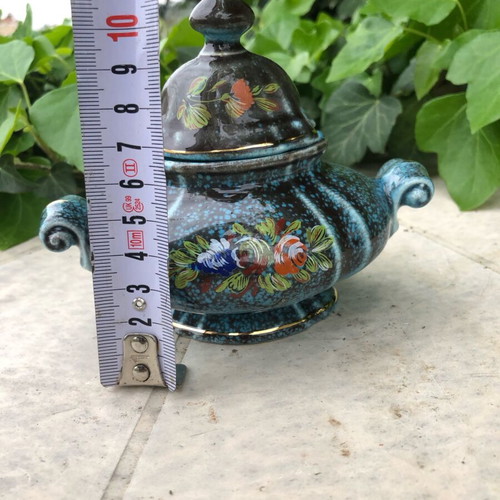 Vintage porcelain sugar bowl like new, Italian with floral designs