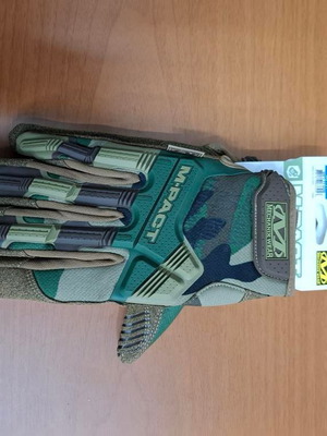 Ръкавици Mechanix M-Pact Woodland Camo размер M нови