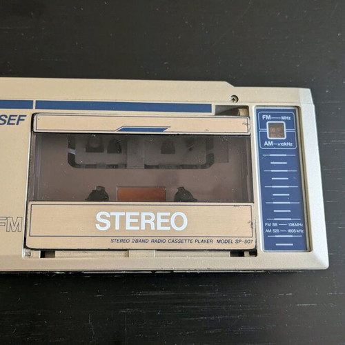 Unisef Stereo Walkman AM-FM SP-507 used for repair