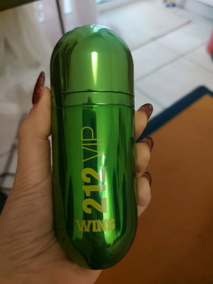 Carolina Herrera 212 VIP Wins limited edition 75 ml Eau de Parfum σαν καινούργιο, tester