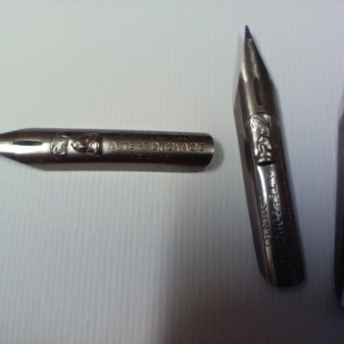 Pen nib Princess Sofia new from early 20th century