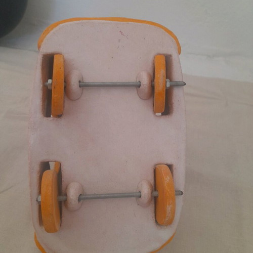 Ceramic decorative car Sofia Trigoni like new
