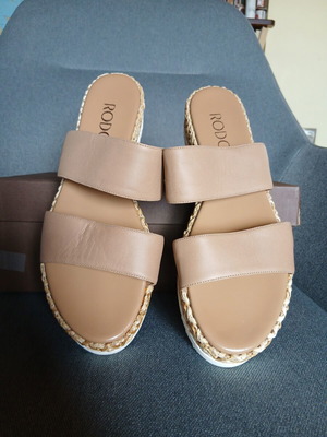 Rodo slippers new, size 39.5, beige