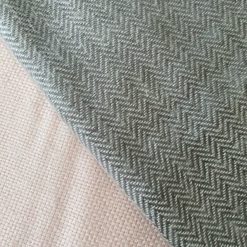 Two-tone scarf new, gray and pink