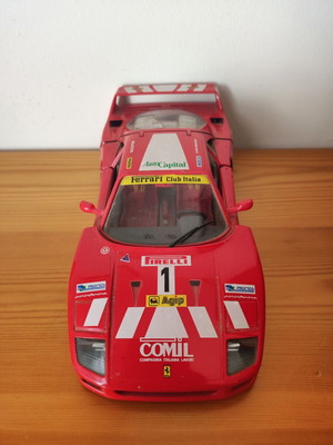 Vintage Ferrari F40 1987 μεταχειρισμένο μεταλλικό μοντέλο κλίμακας 1:18