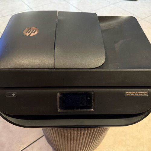 HP multifunction printer like new for home use with wireless printing