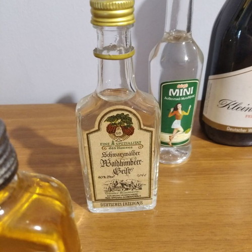 Miniature bottles used, pack of 6, liqueur drinks wine