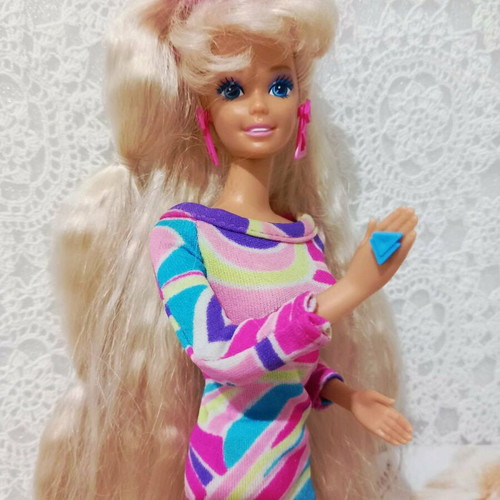 Totally Hair Barbie Mattel 1992 like new, collectible