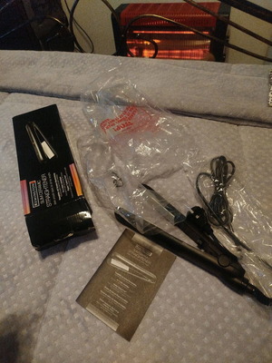 Remington Ceramic Professional Hair Straightener new