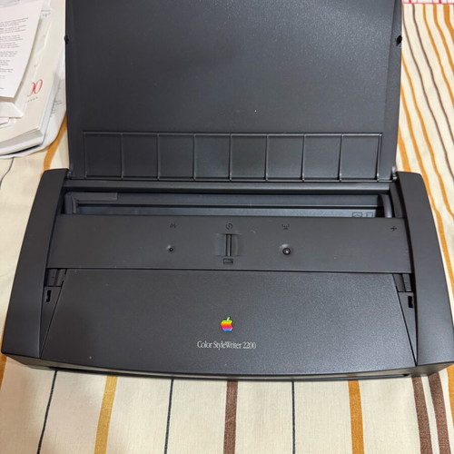 Apple Color StyleWriter 2200 printer like new, vintage