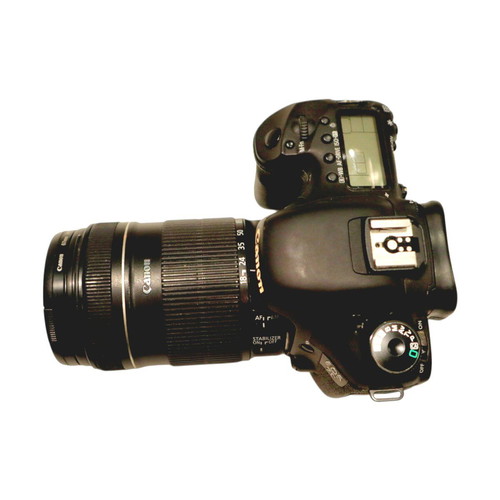 Canon EOS 7D like new with 18-55 and 18-135 lenses, flash, accessories