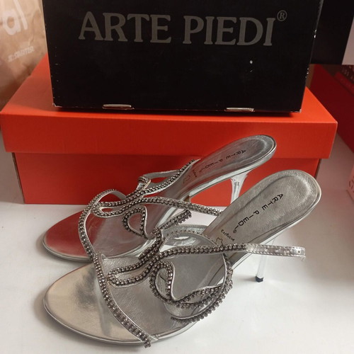 Arte Piedi sandals with strass size 41 like new, silver
