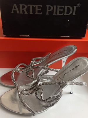 Arte Piedi sandals with strass size 41 like new, silver