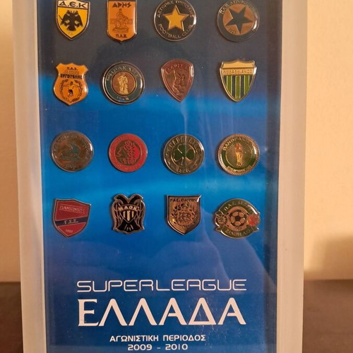 Super League pins collection 2009-2010, new, 18 pieces