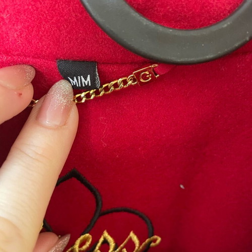 Guess medium red coat like new