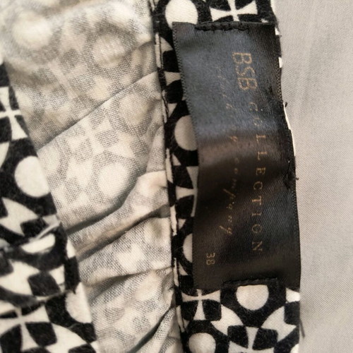 BSB skirt with black and white pattern like new