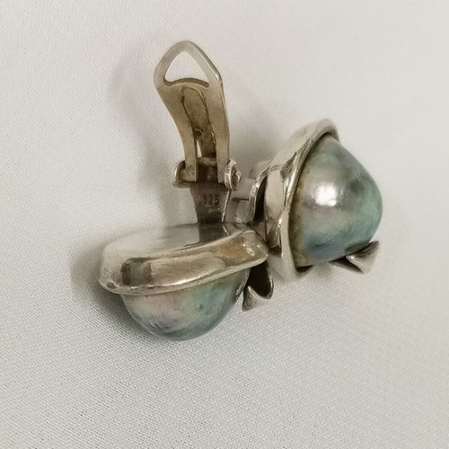 Silver 925 earrings with Nautilus shell pearly in excellent condition