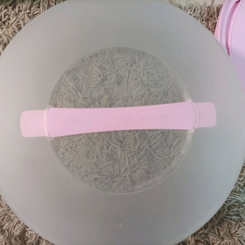 Cake and sweets container used