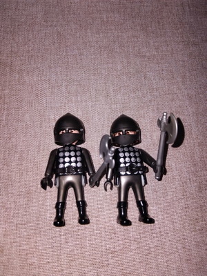 Playmobil 2 μαύροι ιππότες vintage σετ