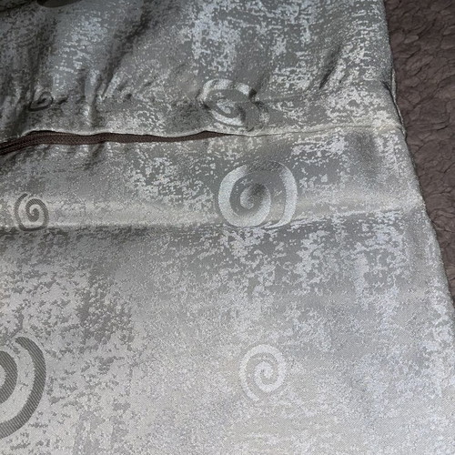 White pillowcases with patterns like new