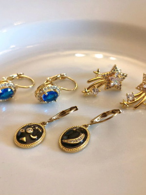 Steel earrings new with crystals and enamel